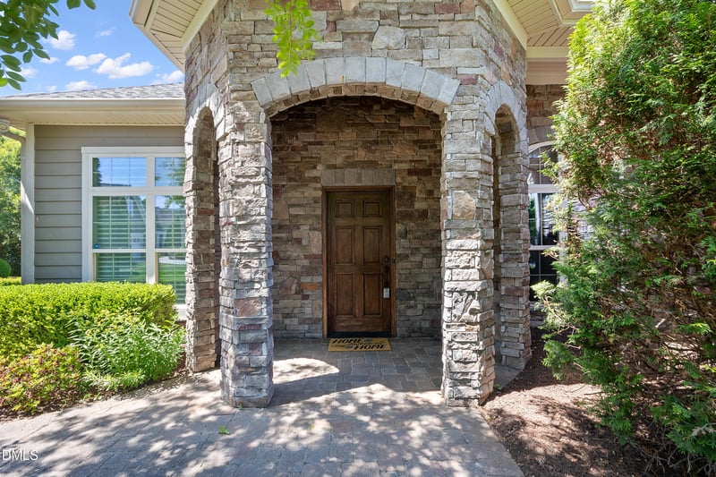 9844 Derbton Ct, Raleigh, NC 27617