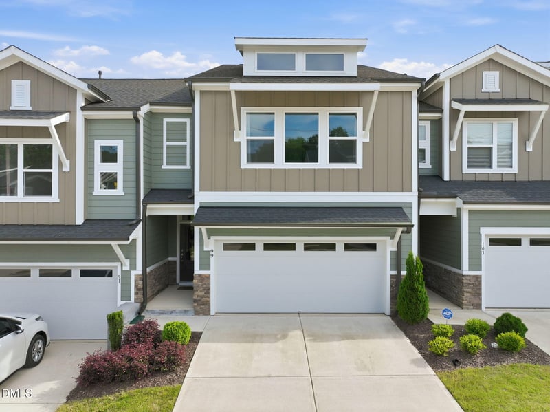 99 Deardom Way, Chapel Hill, NC 27516