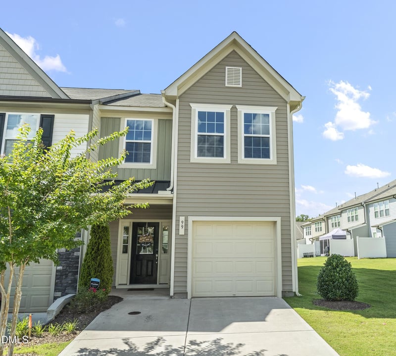 99 E Porthaven Way, Clayton, NC 27527