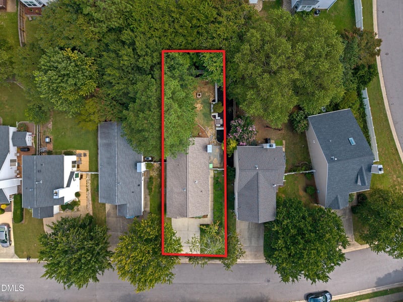 9931 Treymore Dr, Raleigh, NC 27617