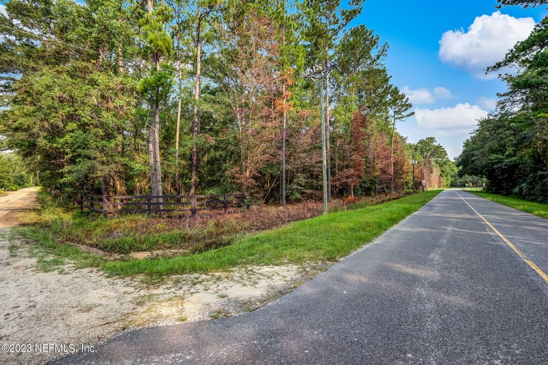 0 Middle Rd, Hilliard, FL 32046