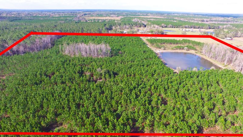 1 Adams Ln, Green Cove Springs, FL 32043