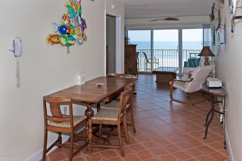 10 11th Ave N #405, Jacksonville Beach, FL 32250