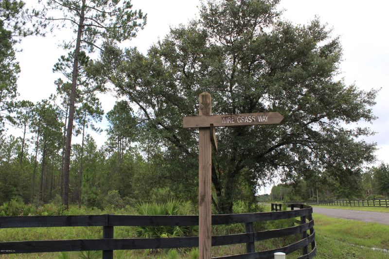 10 Wiregrass Way, Callahan, FL 32011