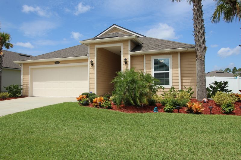 100 Amia Dr, St Augustine, FL 32086