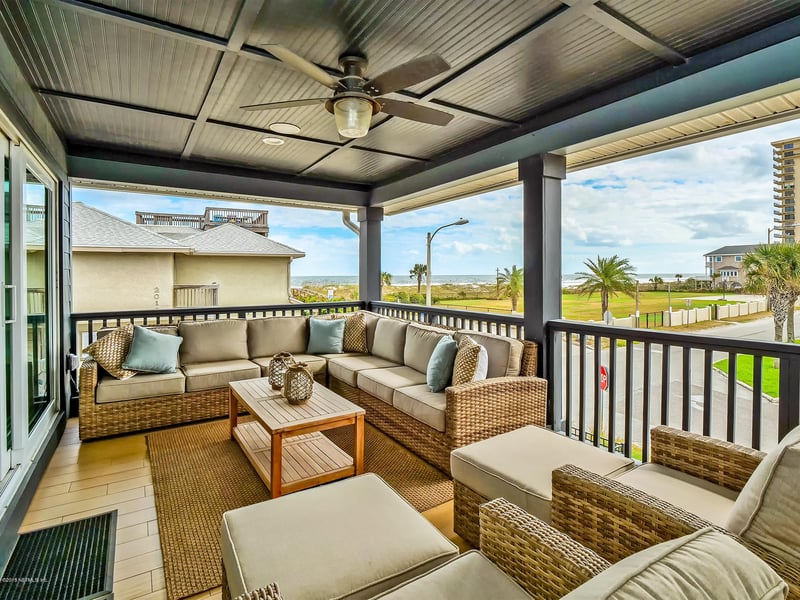 100 Hopkins St, Neptune Beach, FL 32266