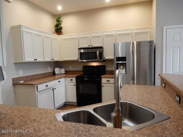 100 Ivy Lakes Dr, St Johns, FL 32259