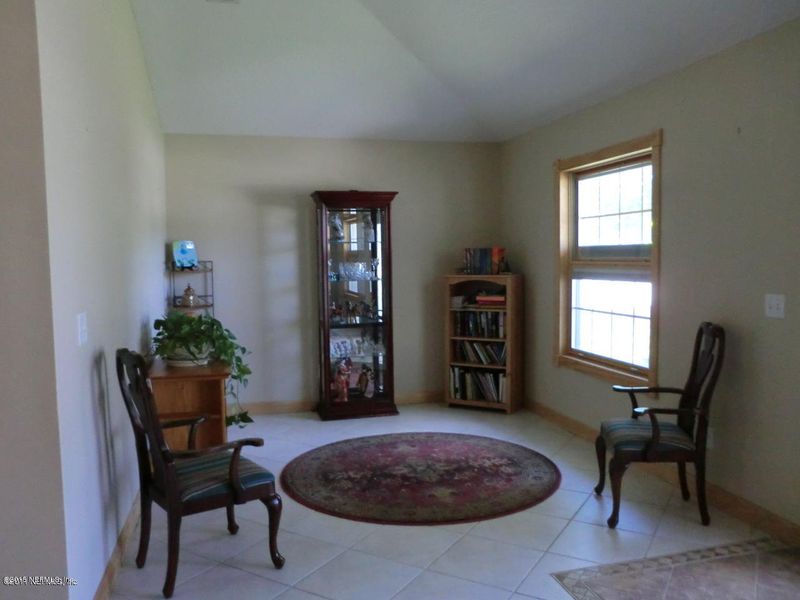 100 N Lake Cunningham Ave, St Johns, FL 32259