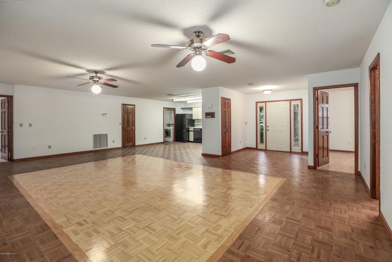 1000 19th St N, Jacksonville Beach, FL 32250
