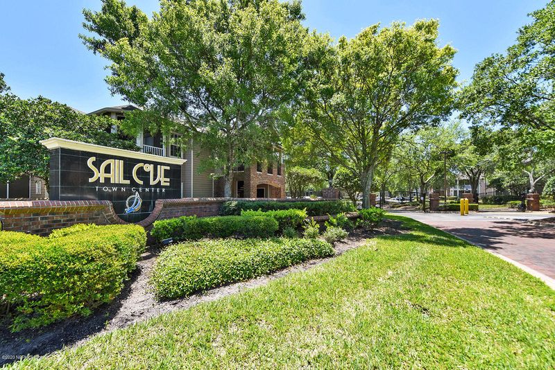 10000 N Gate Pw #2022, Jacksonville, FL 32246