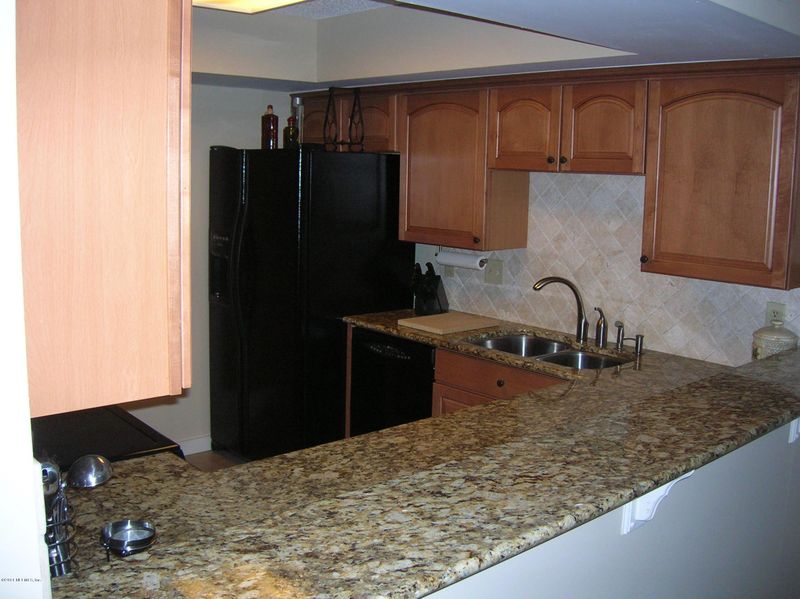 10007 Sawgrass Dr E, Ponte Vedra Beach, FL 32082