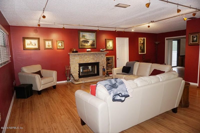 1002 Browns Rd, Middleburg, FL 32068