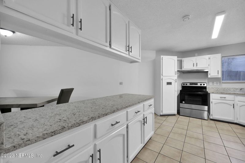 10024 S Romaine Cir, Jacksonville, FL 32225