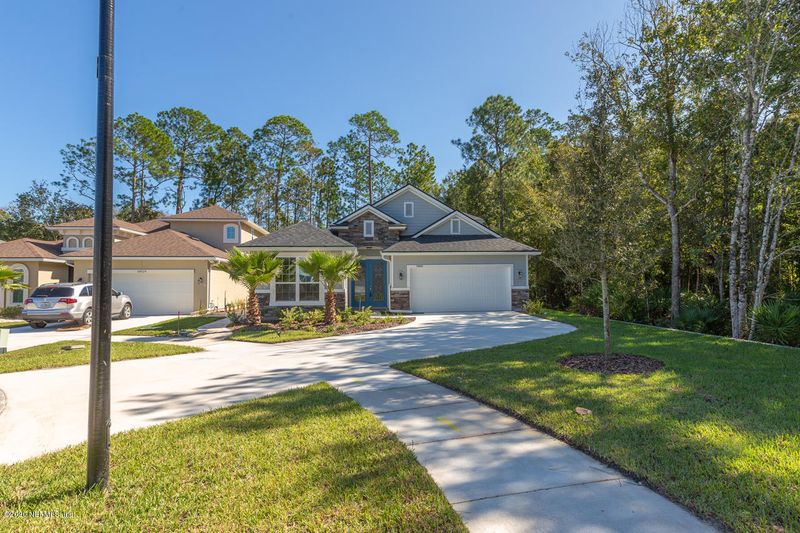 10035 Kevin Rd, Jacksonville, FL 32257