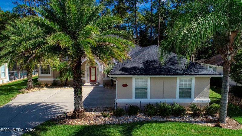 1004 Oxford Dr, St Augustine, FL 32084
