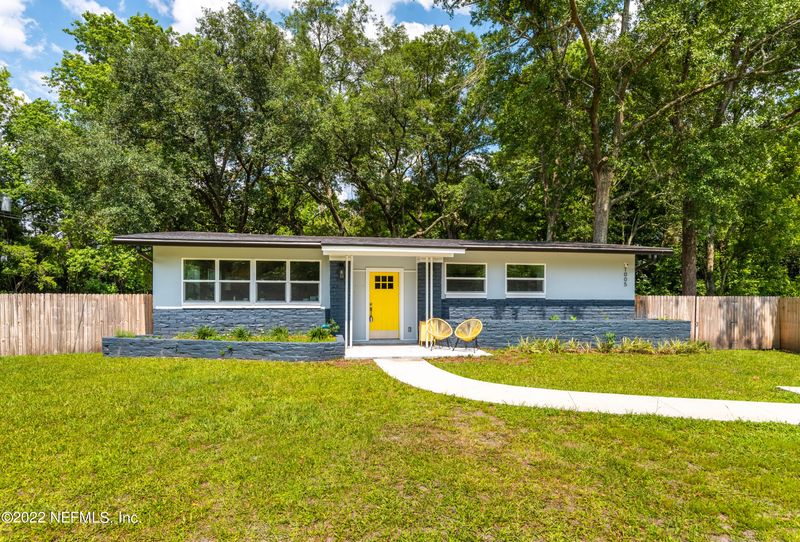 1005 Cherbourg Ave E, Jacksonville, FL 32205