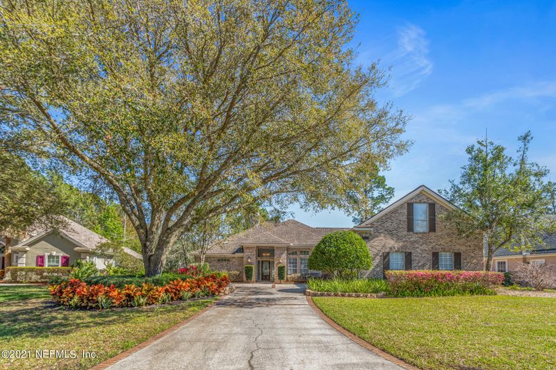 10059 Chester Lake Rd E, Jacksonville, FL 32256