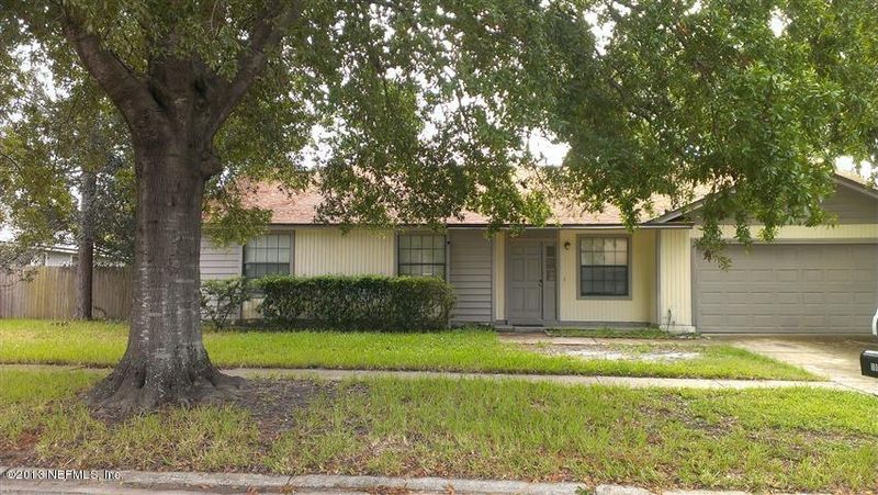 10059 Huntington Forest Blvd E, Jacksonville, FL 32257