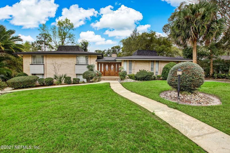 1006 Oriental Gardens Rd, Jacksonville, FL 32207