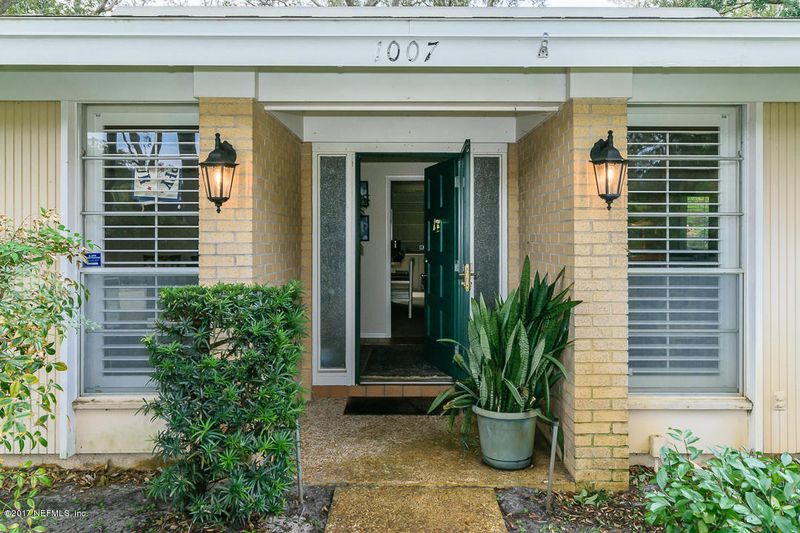 1007 Hagler Dr, Neptune Beach, FL 32266