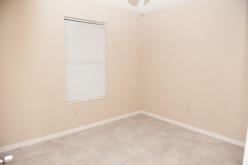 1007 N Thompson St, Starke, FL 32091