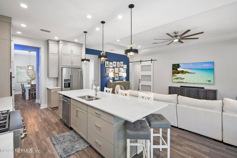 10074 Illumination Dr, Jacksonville, FL 32256