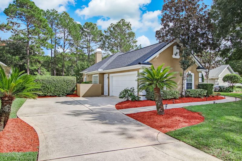 10075 Amherst Hills Ct, Jacksonville, FL 32256
