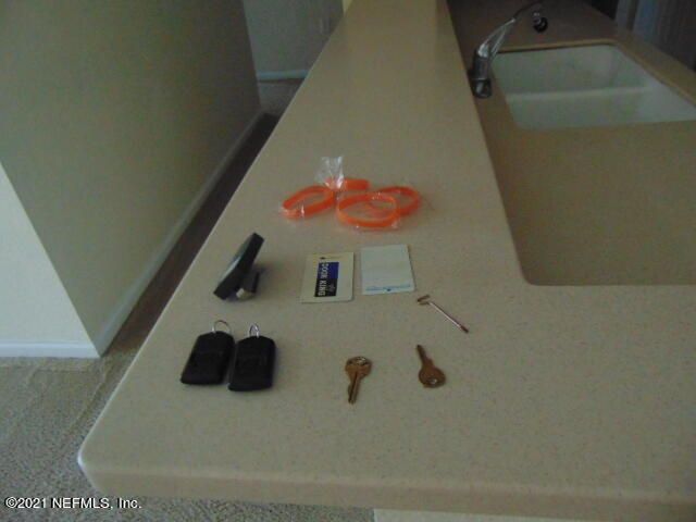10075 Gate Pw N #2113, Jacksonville, FL 32246