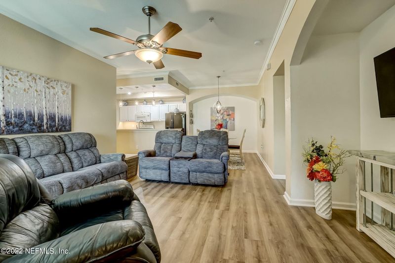 10075 Gate Pw N #709, Jacksonville, FL 32246