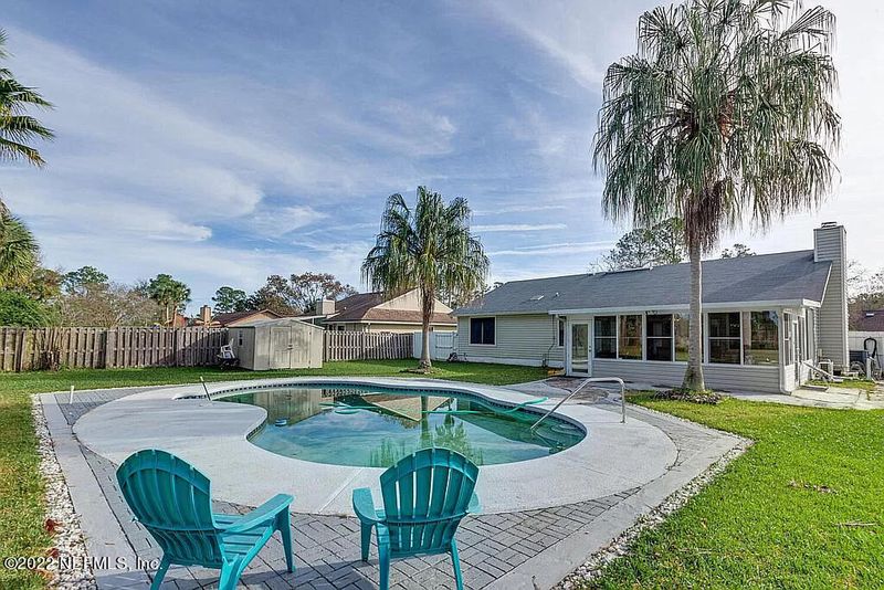 10076 Elmbrook Cir, Jacksonville, FL 32257