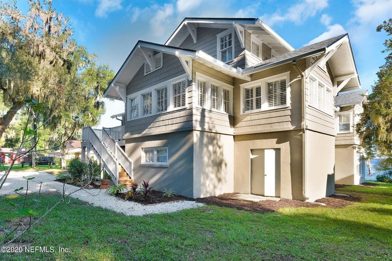 1008 St Johns Ave, Green Cove Springs, FL 32043