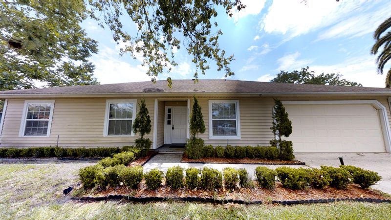 10083 Delano Dr E, Jacksonville, FL 32257