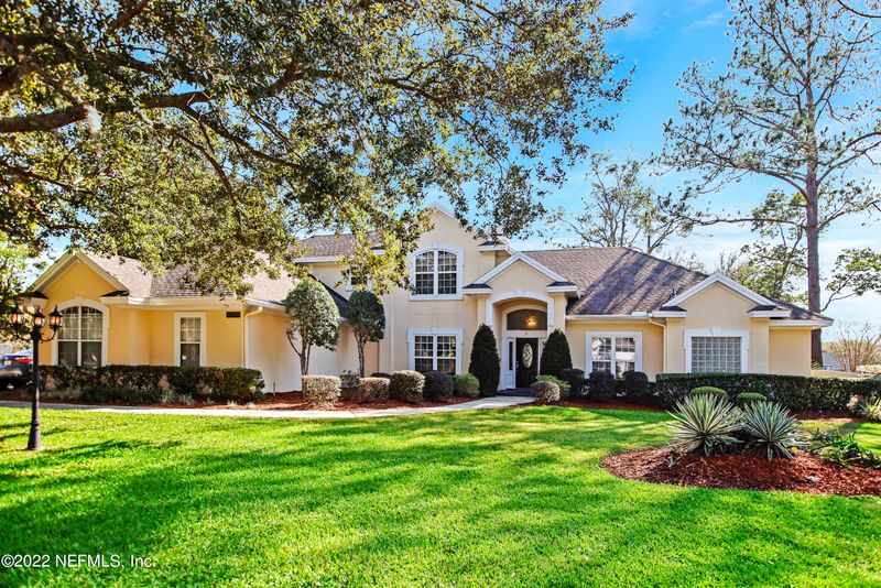 10085 Chester Lake Rd, Jacksonville, FL 32256