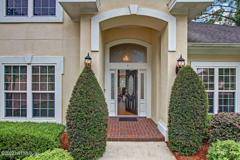 10085 Chester Lake Rd, Jacksonville, FL 32256