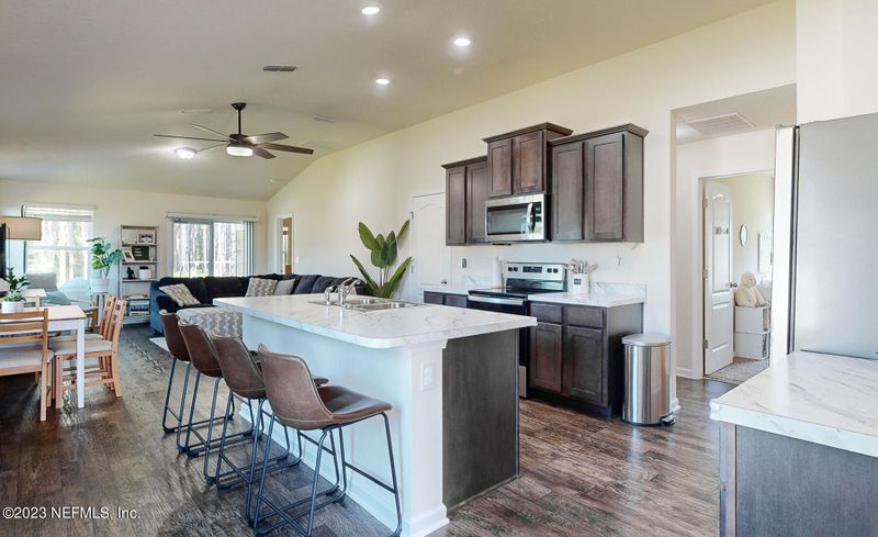 10089 Running Fox Ct, Jacksonville, FL 32222