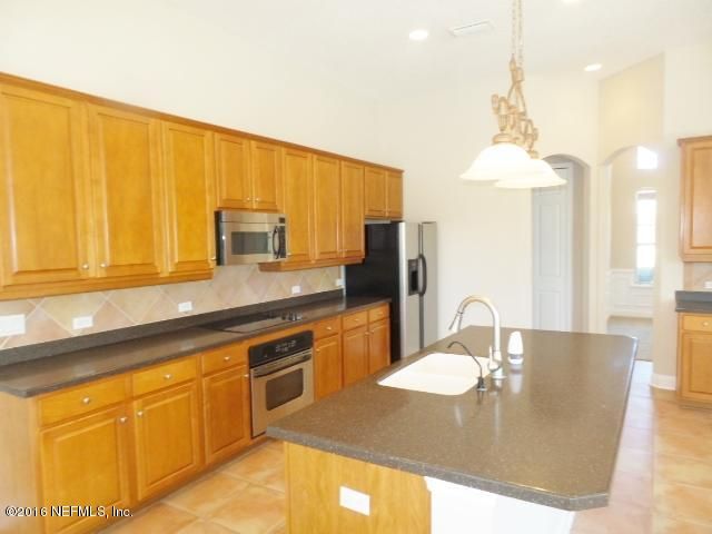 10102 Delpoint Ln, Jacksonville, FL 32246