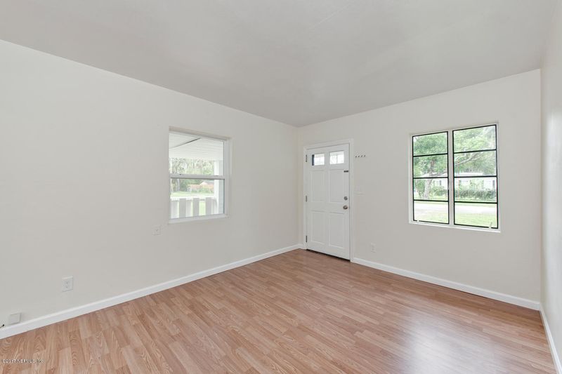 10104 Joyce Rd, Jacksonville, FL 32246