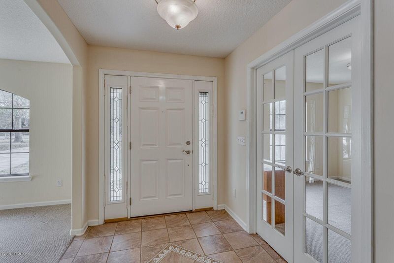 10105 Old Plank Rd, Jacksonville, FL 32220