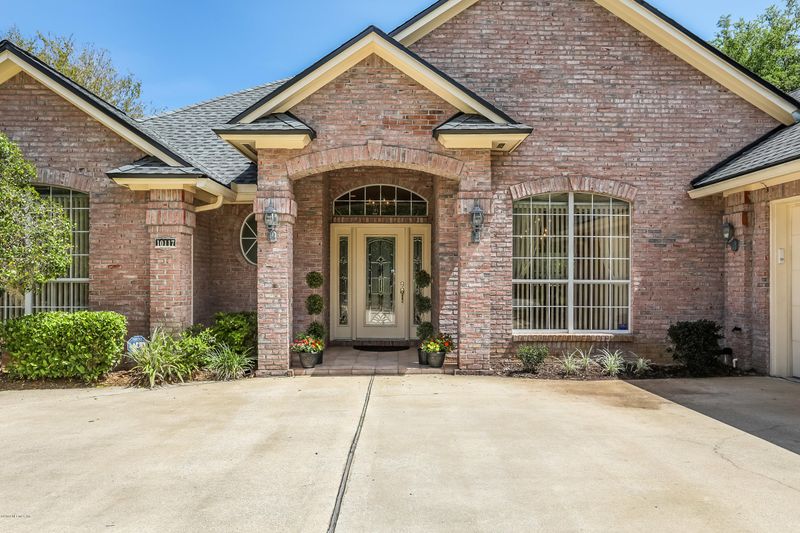 10117 W Bishop Lake Rd, Jacksonville, FL 32256