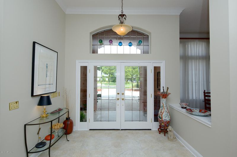 10131 Bishop Lake Rd W, Jacksonville, FL 32256