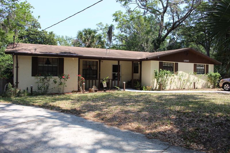 10147 Lake View Rd W, Jacksonville, FL 32225