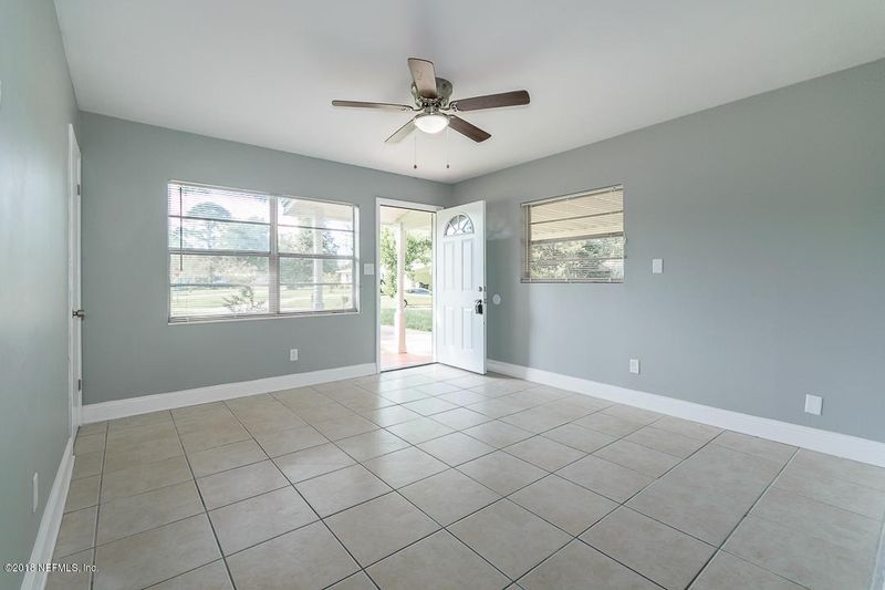 10157 Bradley Rd, Jacksonville, FL 32246