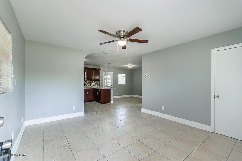 10157 Bradley Rd, Jacksonville, FL 32246