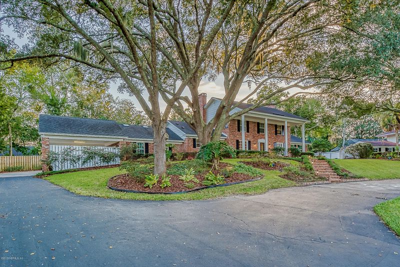 10158 Windward Way N, Jacksonville, FL 32256