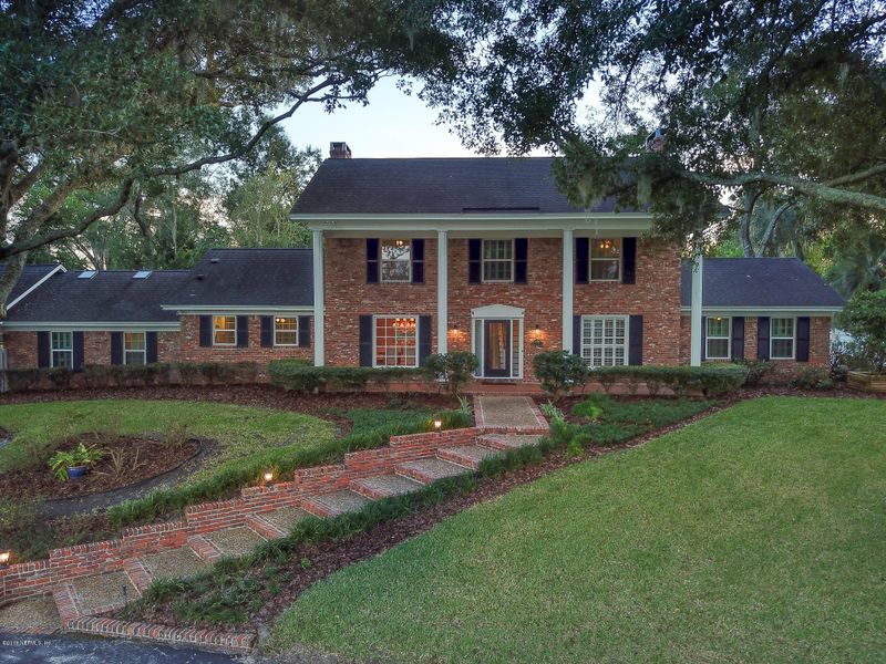10158 Windward Way N, Jacksonville, FL 32256
