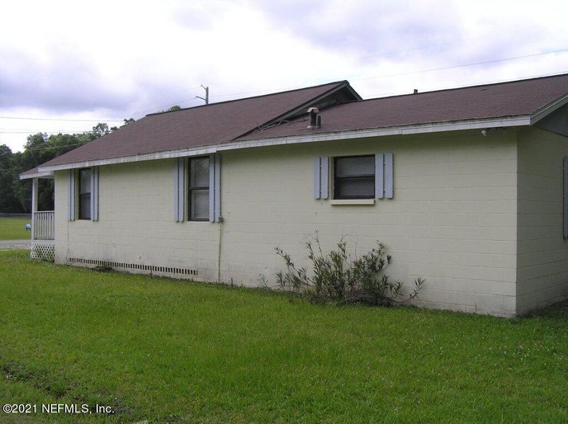 1017 Pine St, Starke, FL 32091