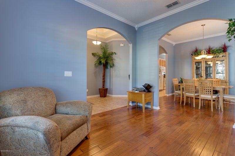 1019 Briarcreek Rd, Jacksonville, FL 32225