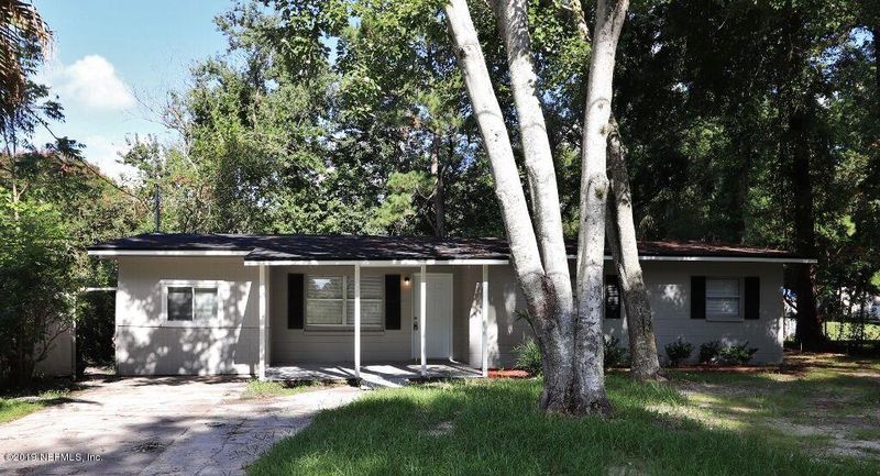 10190 Melanie Ave, Jacksonville, FL 32218