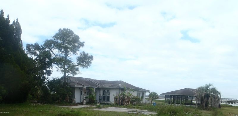 10191 Shark Rd E, Jacksonville, FL 32226