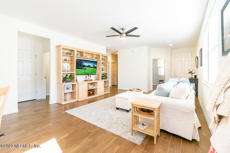 102 Forest Spring Dr, Ponte Vedra, FL 32081